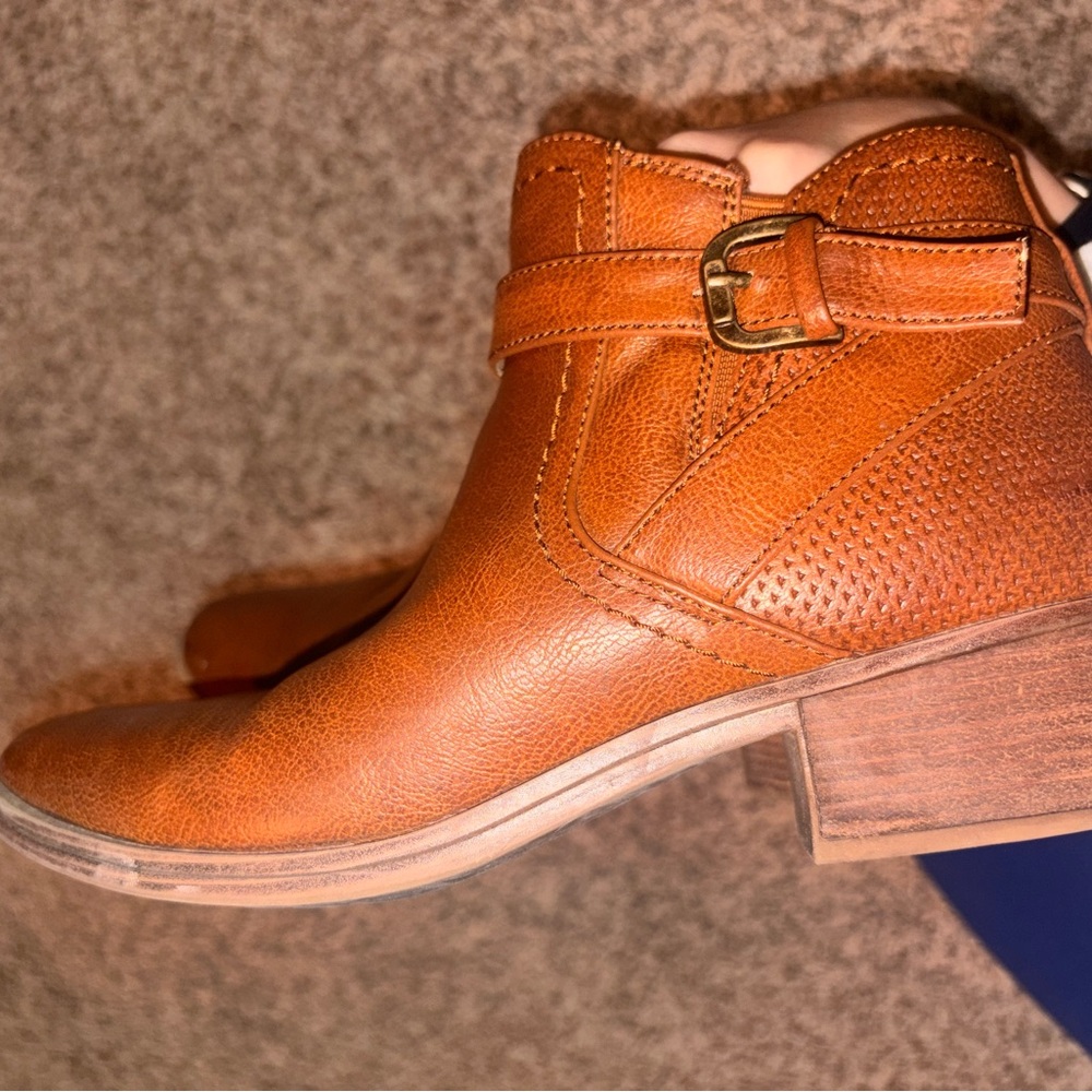 Baretraps Brown Leather Ankle Boots